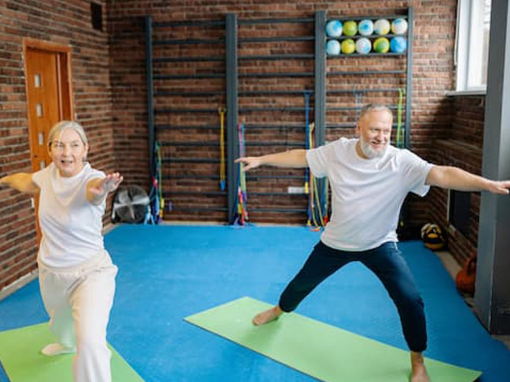 تأثیر ورزش بدنسازی بر سلامت افراد مسن تأثیر ورزش بدنسازی بر سلامت افراد مسن